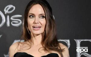 Джолі – мати шістьох дітей