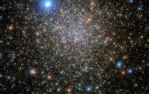 Уперше зоряне скупчення NGC 6380 виявили 1826 року