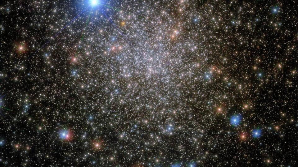 Уперше зоряне скупчення NGC 6380 виявили 1826 року