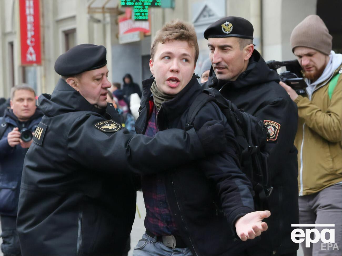 12 липня Twitter заблокував акаунт Протасевича