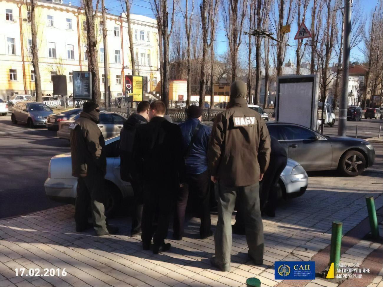 Экс-прокурора признали виновным во взяточничестве, он предлагал $10 тыс. за должность в НАБУ