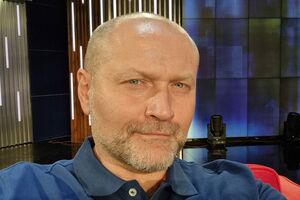 Юрченко заявив, що ніколи не вживав наркотиків. І пива у 2009 році він не крав. Йому підсунули, усе це спланували його опоненти