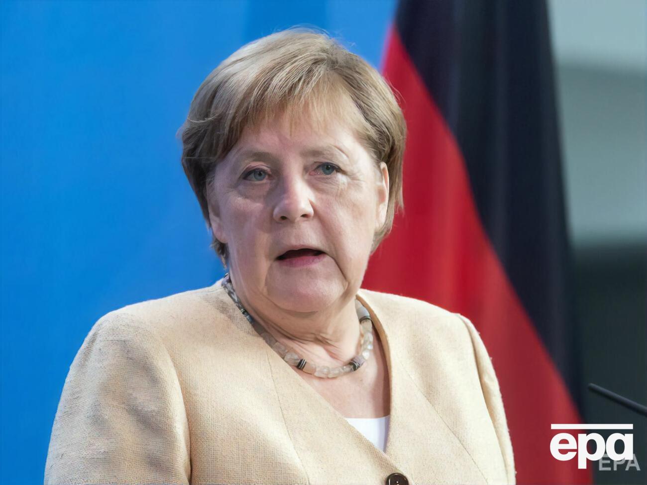 Меркель: Нам нужна имплементация так называемой формулы Штайнмайера в украинское законодательство