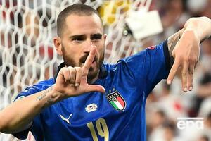 Бонуччи не стал отказываться от вредных напитков, как его коллеги