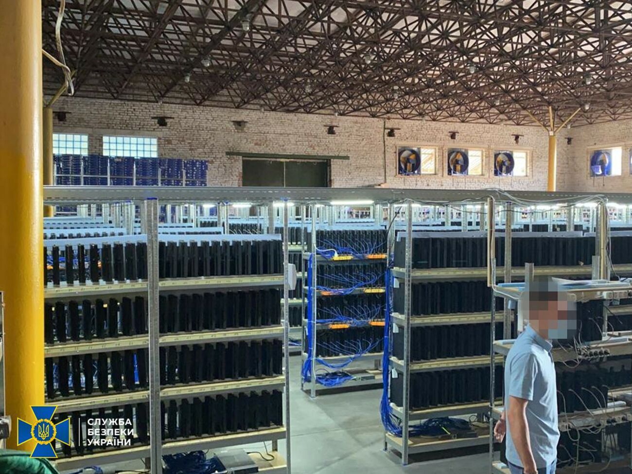 В обленерго заперечували, що причетні до виявленої криптоферми