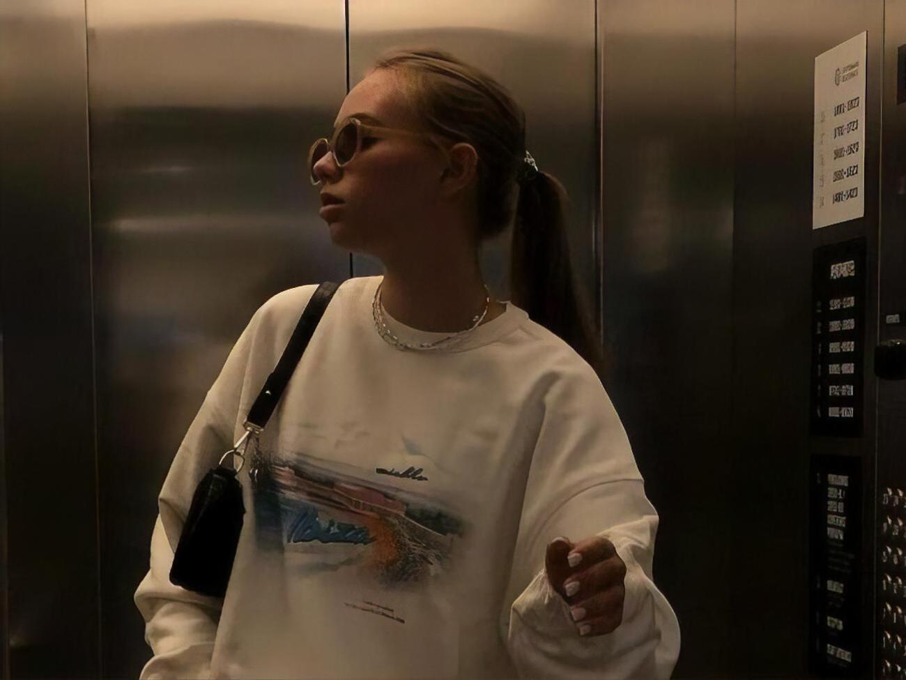 Розова затемняет свои снимки