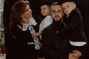 Дмитрий и Ирина Монатик воспитывают двух сыновей