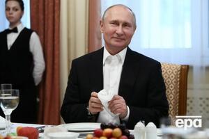 Путін обіймає посаду президента із 2000 року з кількома роками перерви