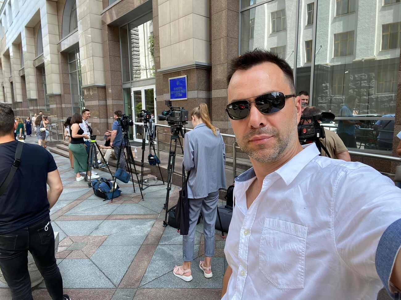 Арестович:&nbsp;Парадокс заключается в том, что&nbsp;"формула Штайнмайера" прописана в законе, принятом еще в 2014 году