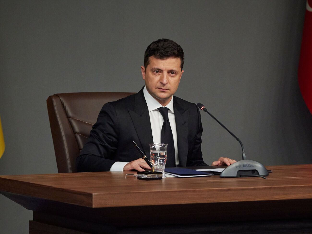 Зеленський (на фото) привітав Герцога із вступом на посаду президента Ізраїлю