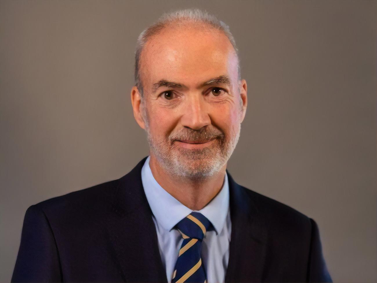 Де Понсен признал, что ситуация на Донбассе сейчас "не положительная"