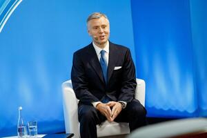 Вітренко вважає, що потрібно вводити санкції проти європейських компаній, причетних до російського газогону