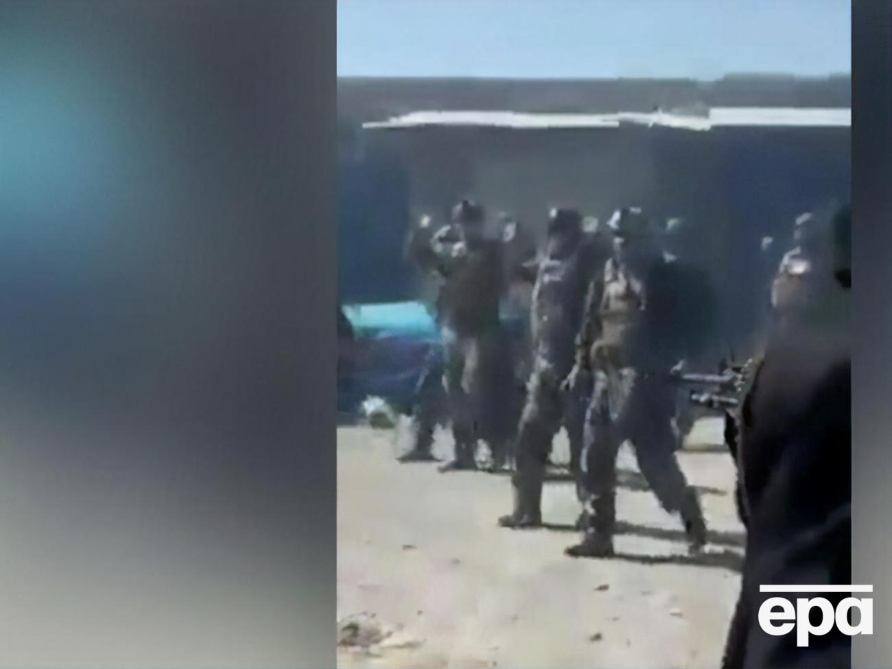 В "Талибане" утверждают, что захваченные в плен военные все еще живы