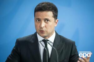 Зеленский, по данным СМИ, спрашивал, почему не все представители пропрезидентской фракции поддержали проект закона о легализации медицинской марихуаны