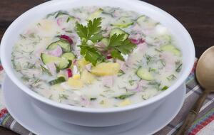 Окрошку за рецептом Ребрик готують із кефіром