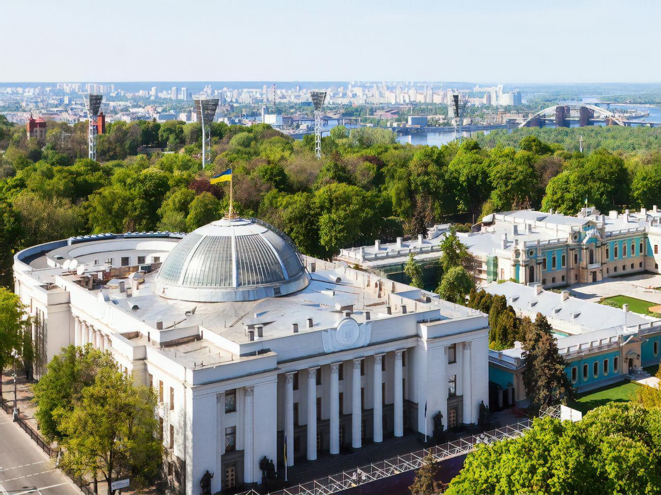 Комитет рассмотрел проект закона 14 июля