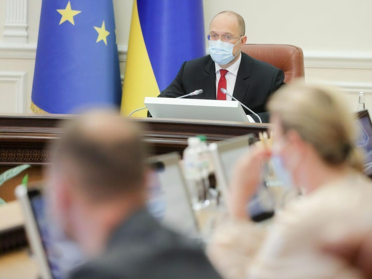 Правительство активно наращивает программы поддержки украинских фермеров, заявил Шмыгаль