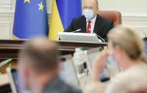 Правительство активно наращивает программы поддержки украинских фермеров, заявил Шмыгаль