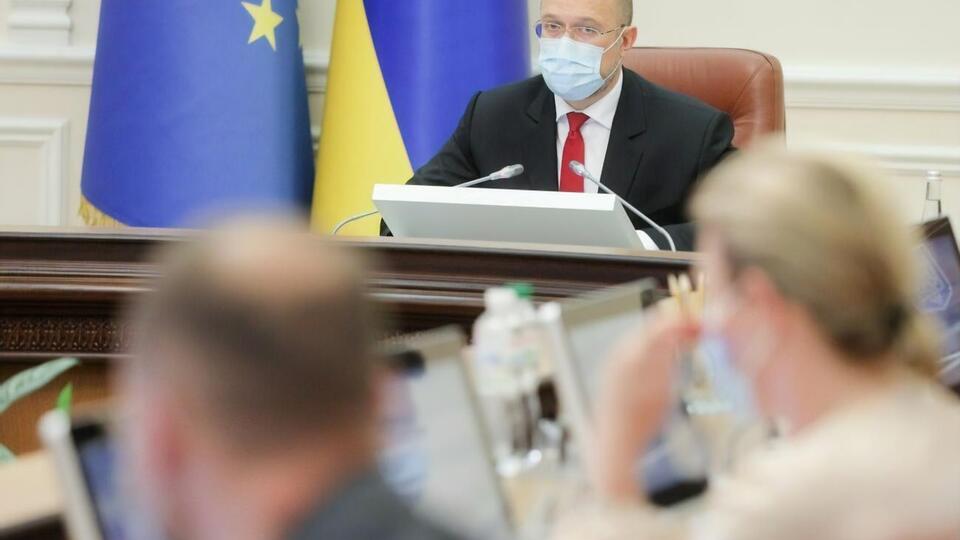 Правительство активно наращивает программы поддержки украинских фермеров, заявил Шмыгаль