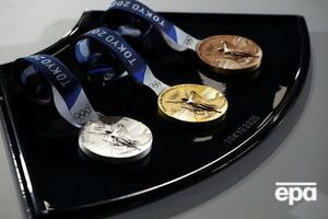 Олимпийские медали будут преподносить спортсменам на подносах