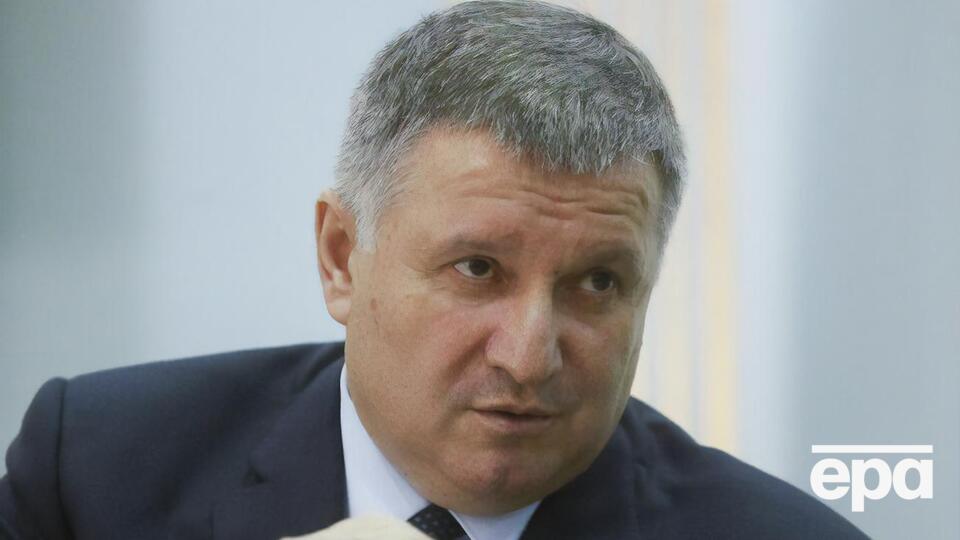 Сам Аваков виступати перед депутатами у зв'язку зі своєю відставкою не став