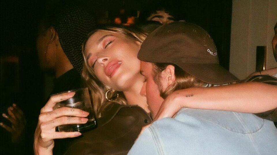 Гейлі Бібер заступилася за чоловіка після чуток, які з'явилися в мережі, про те, що він нібито кричав на неї