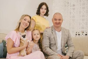 Ксения и Евгений Кошевые воспитывают двух дочерей