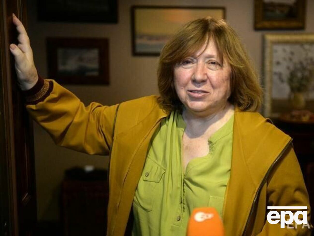 Алексиевич не смогла 14 июля вылететь из Берлина во Вроцлав