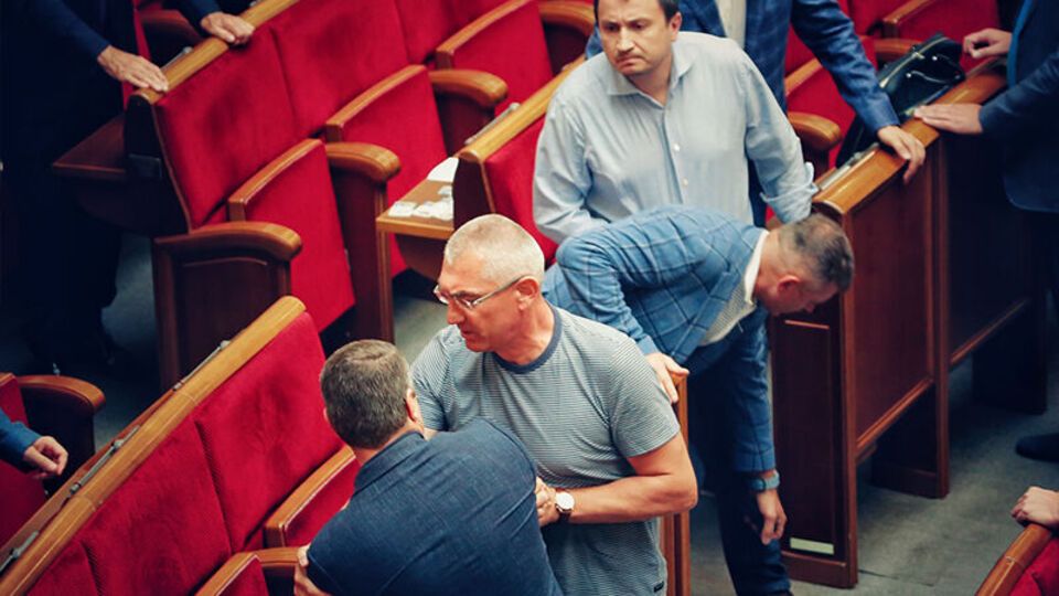 Ивченко ударил Сольского на заседании парламента, Сольский назвал это "рабочей дискуссией", Ивченко считает, что действовал адекватно