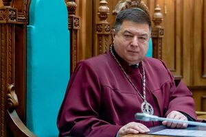 Указ об отстранении Тупицкого отменен Верховным Судом, но решение суда не может вступить в силу до результатов обжалования