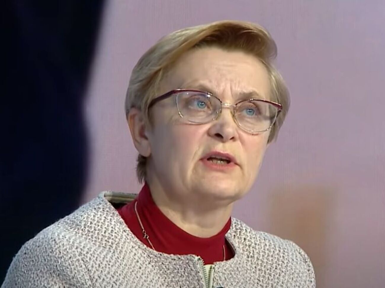 Виноград: Украина, как и другие страны, сталкивается с финансовыми проблемами