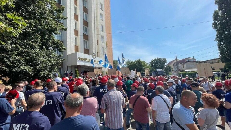 На НГЗ считают, что предприятие атакуют рейдеры