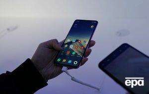 Первый смартфон компания Xiaomi выпустила в 2011 году