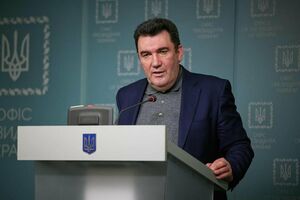 Данілов: Якщо Верховна Рада ухвалить закон про олігархів, вони також муситимуть заповнити цю декларацію