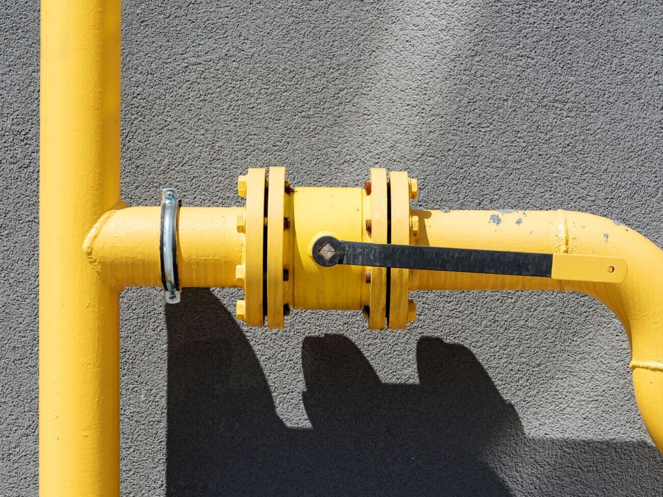 Речь о должностных лицах предприятия, которое работает на газовом рынке, уточнили в ГФС