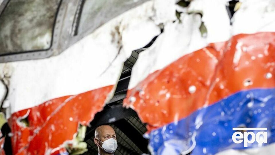 Boeing 777, що летів рейсом MH17, зазнав аварії поблизу Тореза