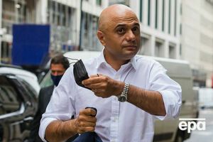 Джавід розповів, що наразі у нього "слабкі" симптоми COVID-19