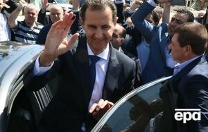 Асад занимает должность президента Сирии с 2000 года