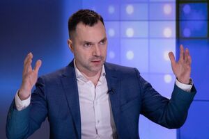 Арестович (на фото) заявил, что Зеленский борется за субъектность Украины