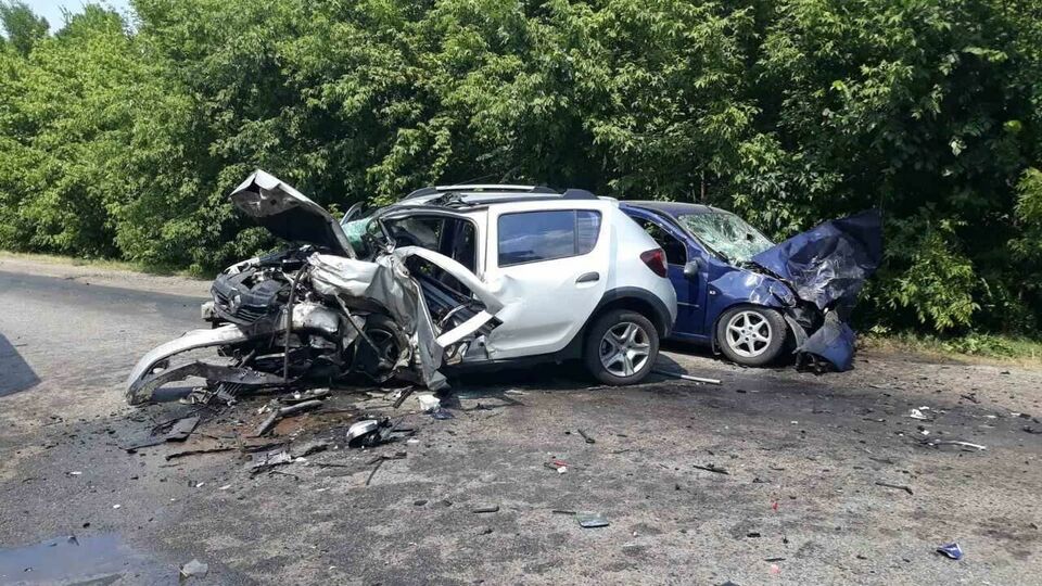 Водитель Renault Sandero скончался в больнице