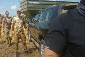 Лунали погрози відібрати телефон