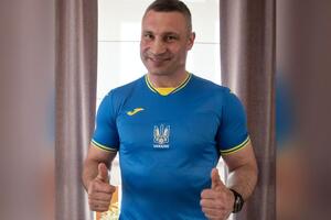 Віталій Кличко: Попереду ще багато історій! А відео – про мої перші 50