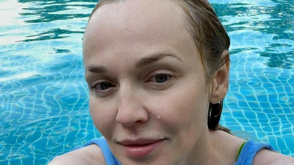 Джанабаева: Сегодня целый день идет дождь. Солнца нет, зато есть гроза