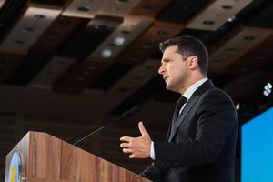 Зеленський: Ми хочемо, аби територія ЄС стала більшою, і за цей вибір території України, Молдови і Грузії стали меншими