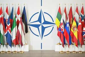 По сравнению с прошлым годом сторонников вступления Украины в НАТО стало больше на 4 процентных пункта
