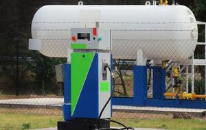 В АЗС премиум-сегмента цена газа побила рекорд за всю историю наблюдения