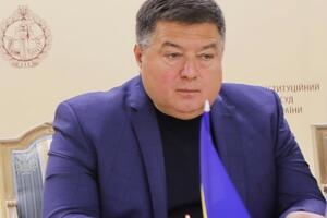 30 марта Тупицкий обжаловал указ президента в Верховном Суде