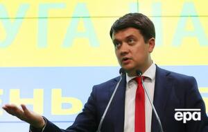 Разумков не согласен с решением Министерства обороны Украины, что курсантки на День Независимости будут маршировать на каблуках