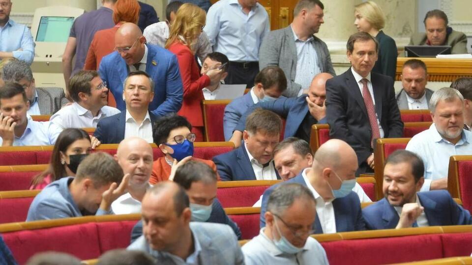 Рада відхилила обидва проєкти постанов