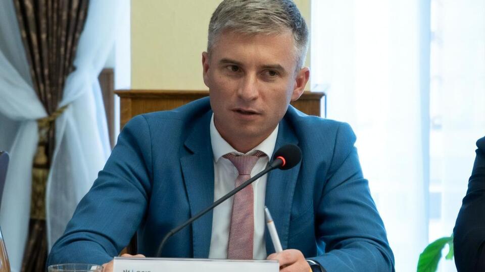 По мнению Новикова, причастные к назначению Витренко на пост главы "Нафтогазу" "немножко не досмотрели" нормы закона "О предотвращении коррупции" и Конвенции ООН против коррупции